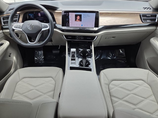 Used 2026 Volkswagen Atlas SE FWD image 19