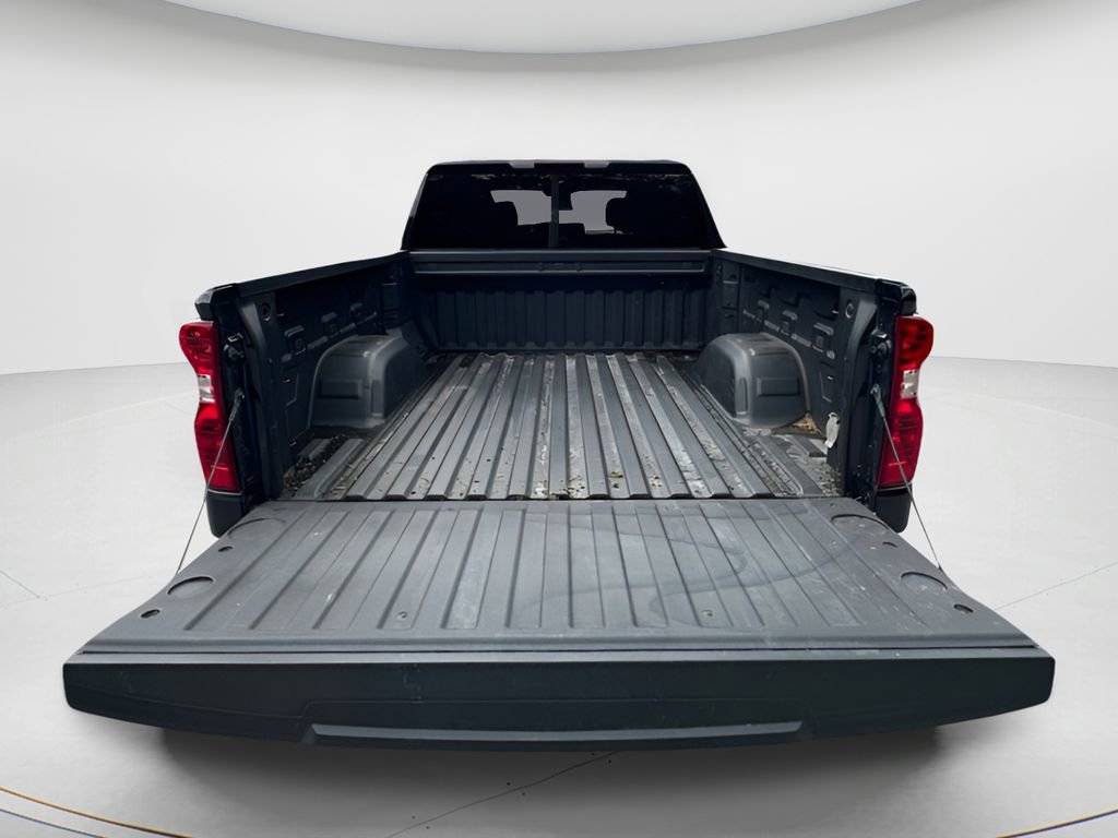 Used 2023 Chevrolet Silverado 1500 LT AWD/4WD image 23