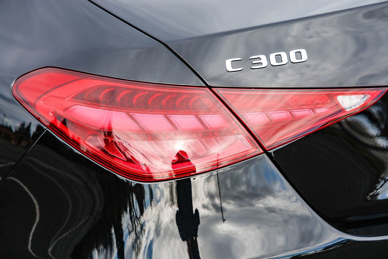 Certified 2025 Mercedes-Benz C 300 Sedan image 8