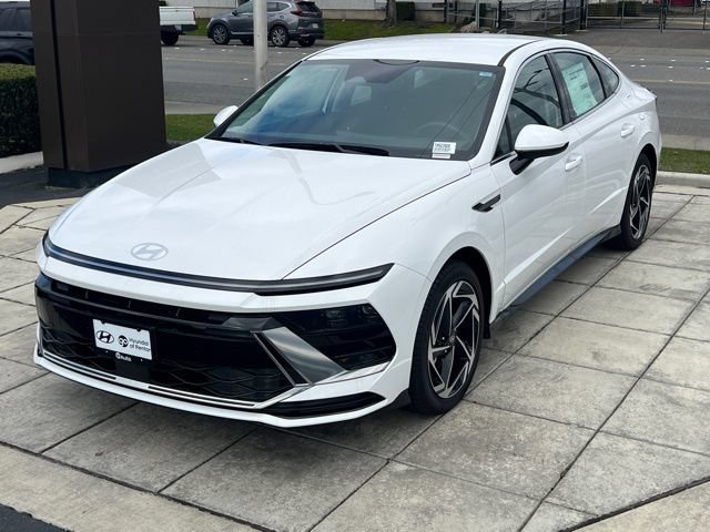 New 2026 Hyundai Sonata SEL FWD image 3