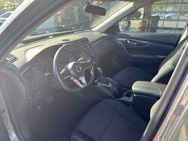 Used 2018 Nissan Rogue SV AWD/4WD image 9