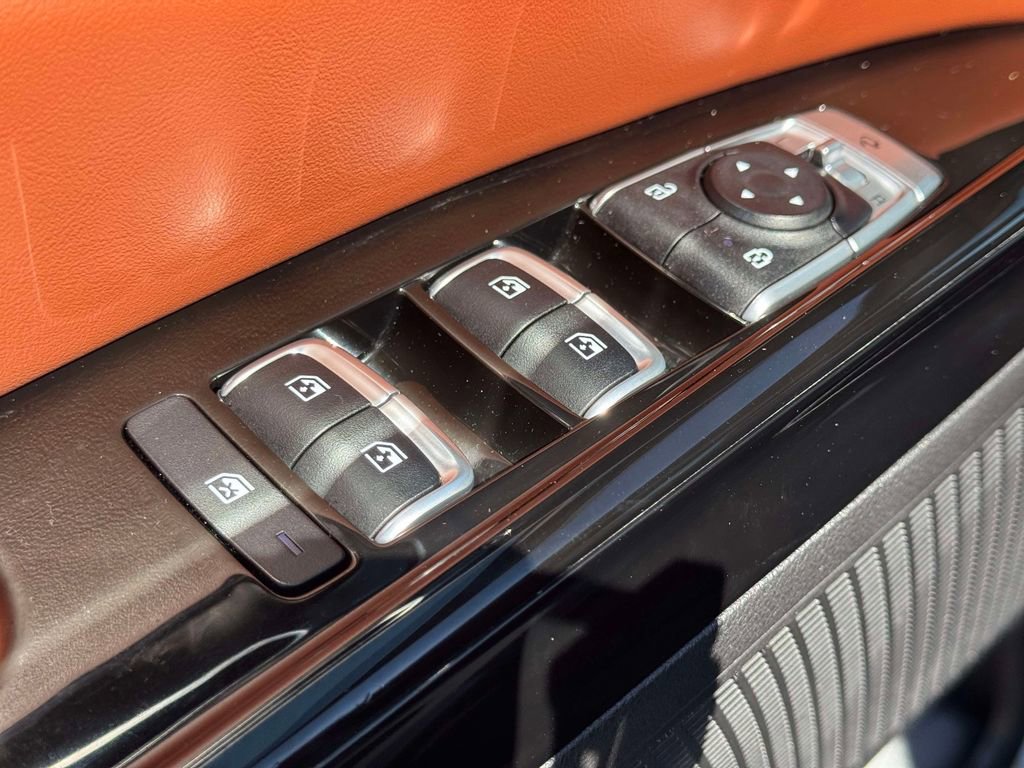 Used 2023 Kia Carnival SX Prestige FWD image 16