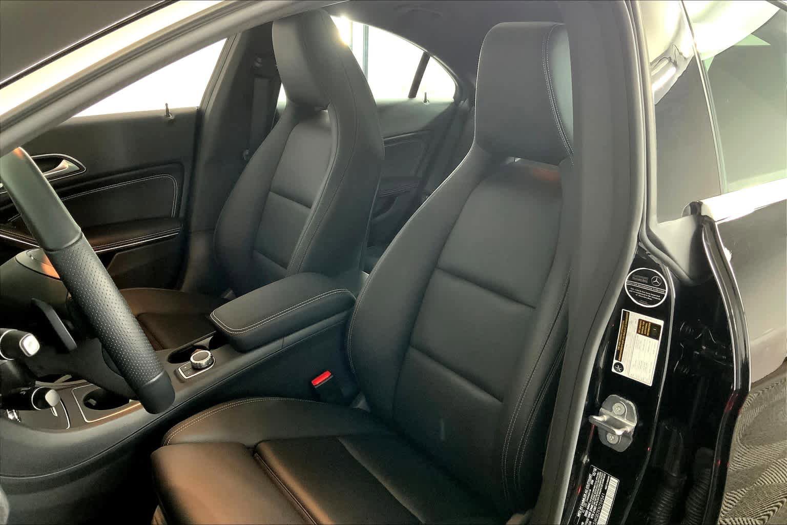 Used 2019 Mercedes-Benz CLA 250 4MATIC image 9