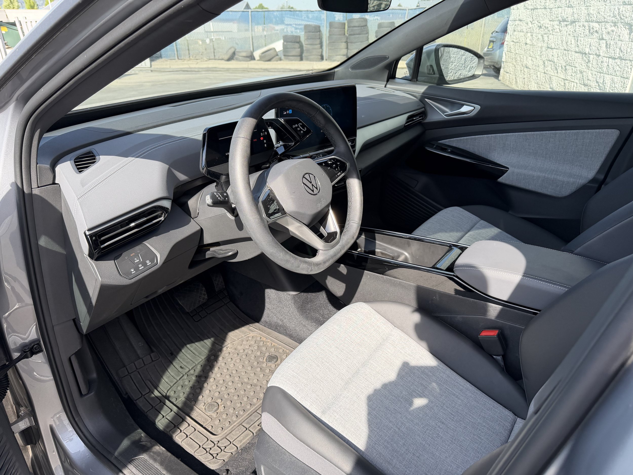 Used 2023 Volkswagen ID.4 Pro AWD/4WD image 10