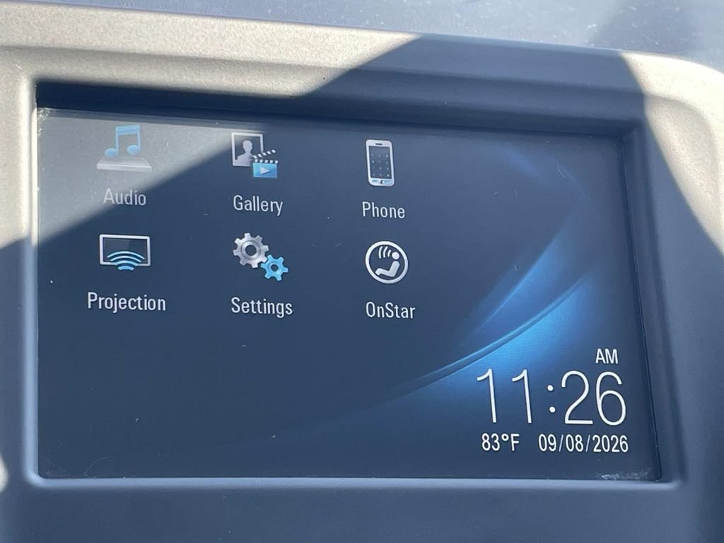 Used 2018 Chevrolet Equinox LS FWD image 18
