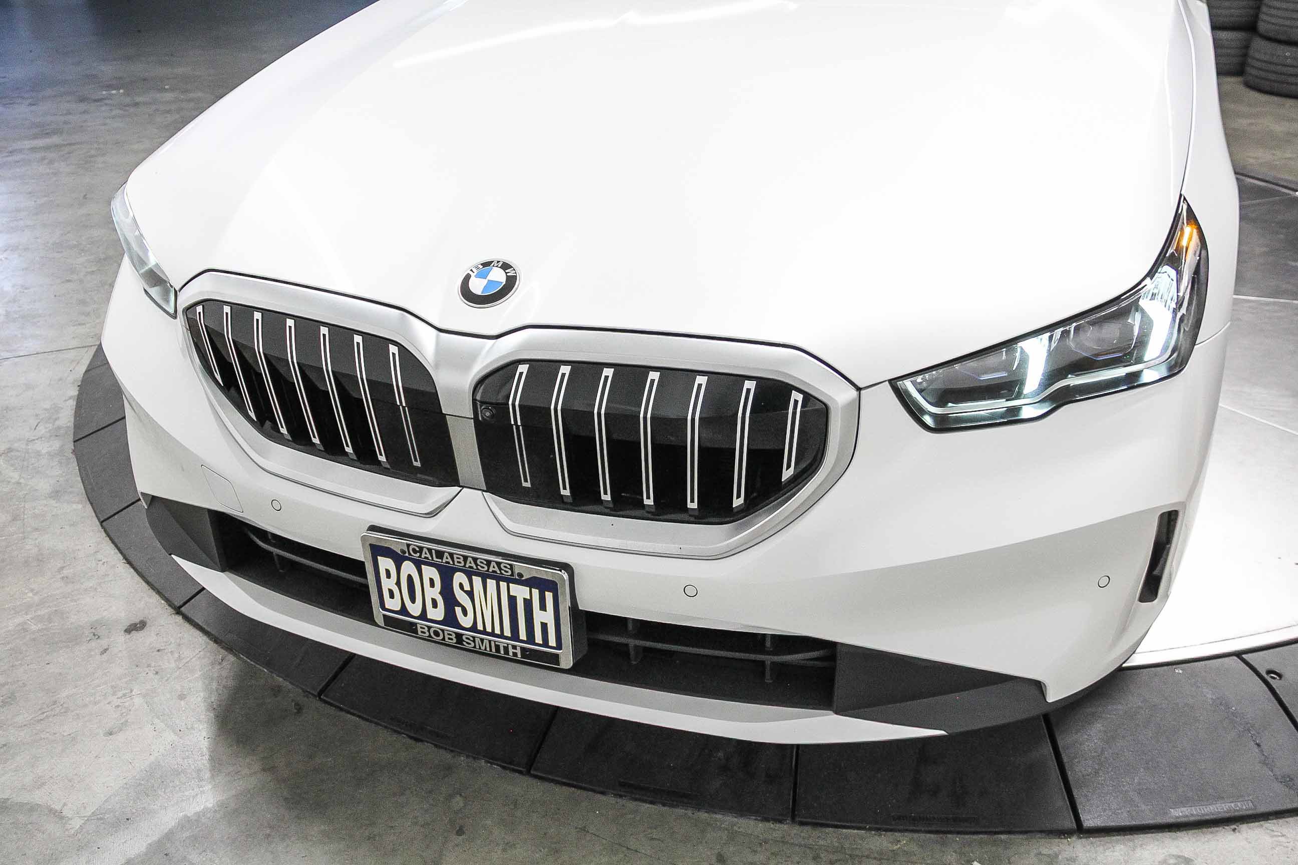 Used 2026 BMW 530i w/ Premium Package image 11