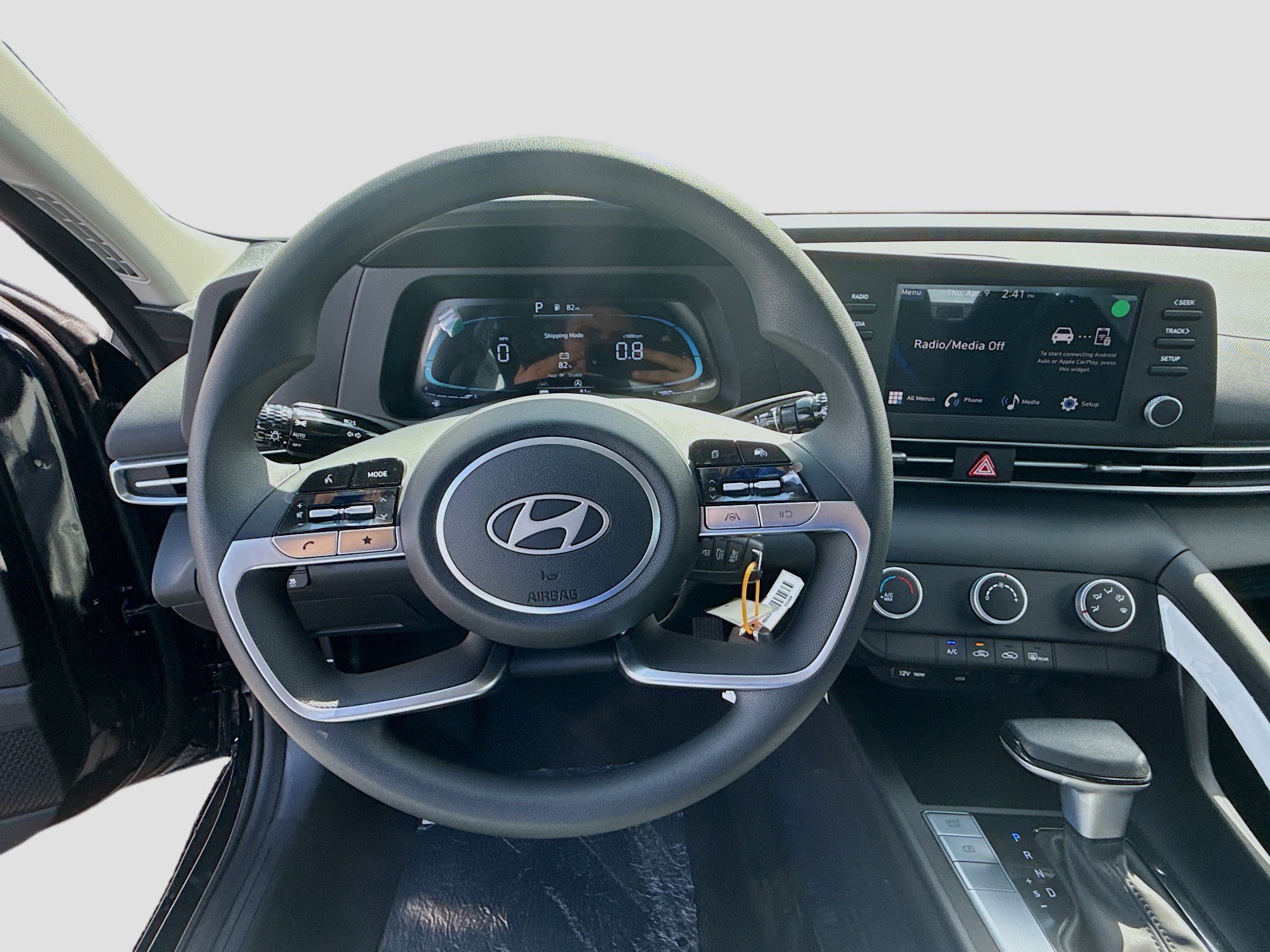 New 2026 Hyundai Elantra SE FWD image 8