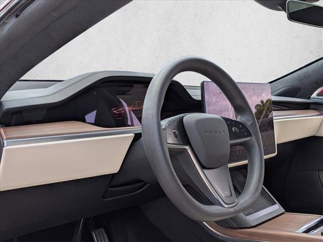 Used 2024 Tesla Model S image 7