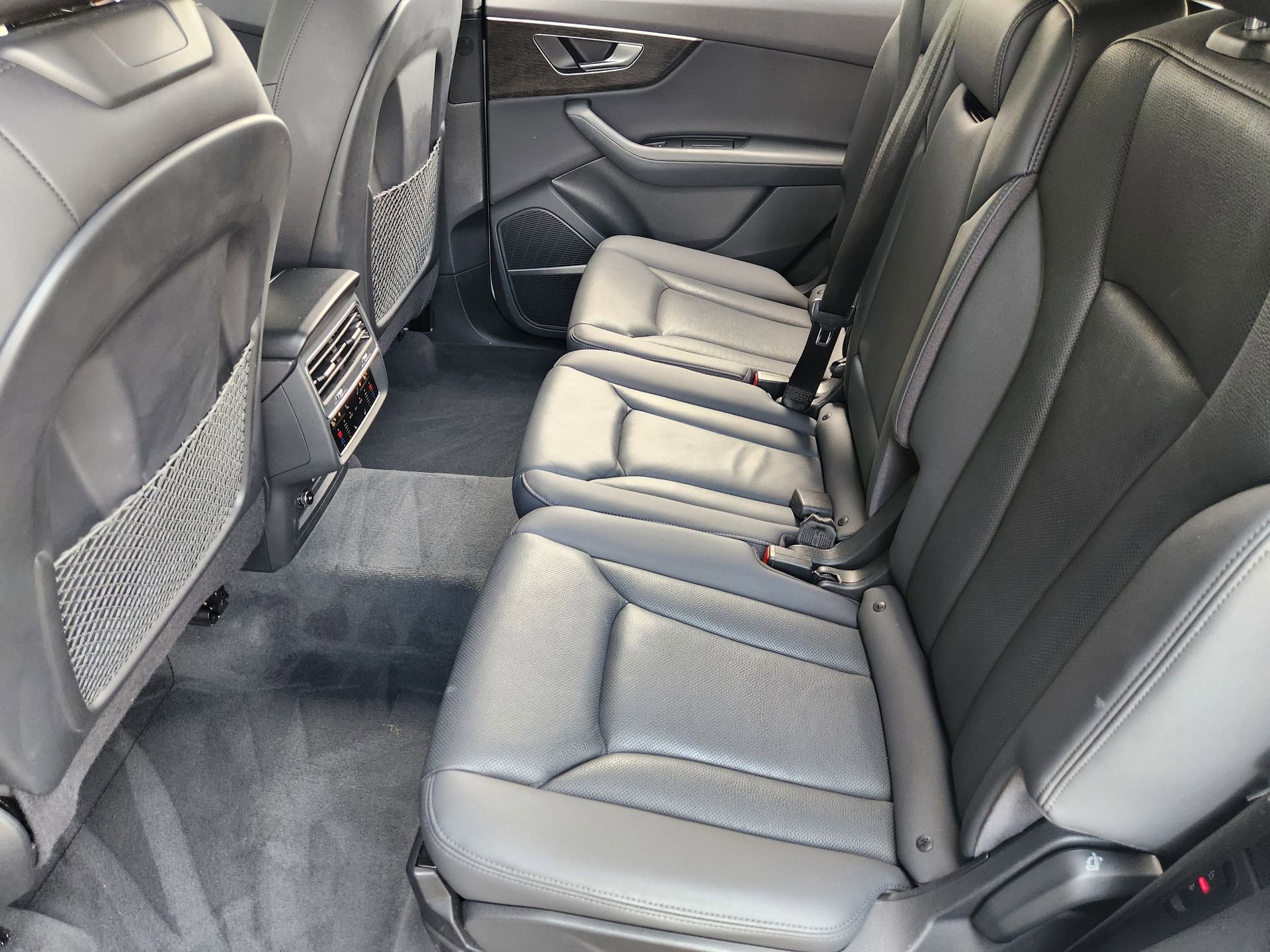 Used 2022 Audi Q7 3.0T Premium Plus AWD/4WD image 30