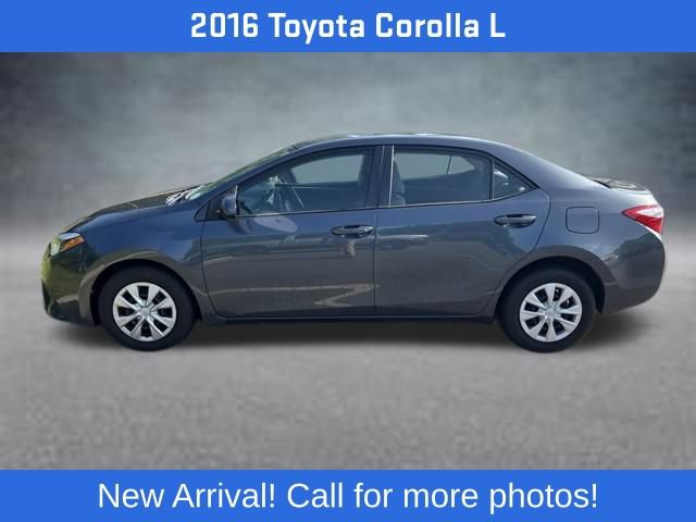 Used 2016 Toyota Corolla L FWD image 5