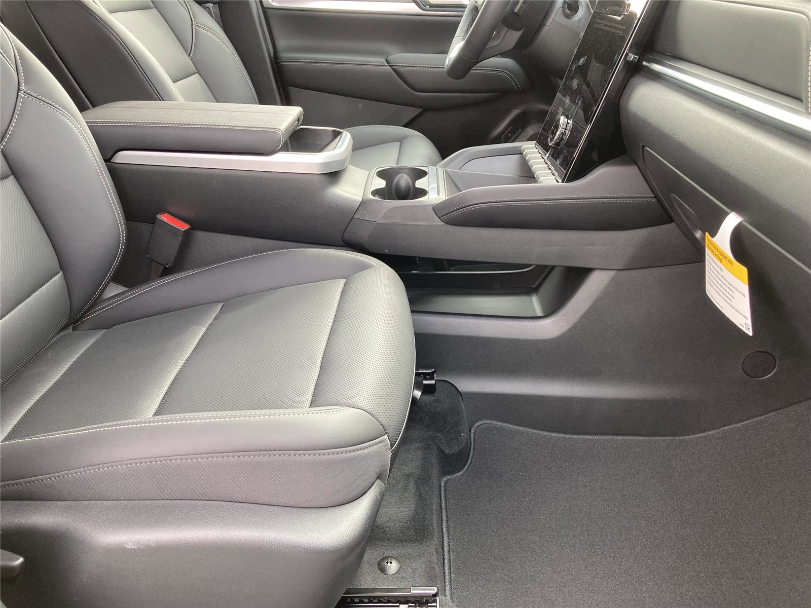 New 2026 GMC Terrain Elevation w/ Elevation Premium Package image 11