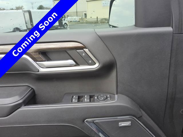 Used 2023 GMC Sierra 1500 Elevation w/ Preferred Package AWD/4WD image 13