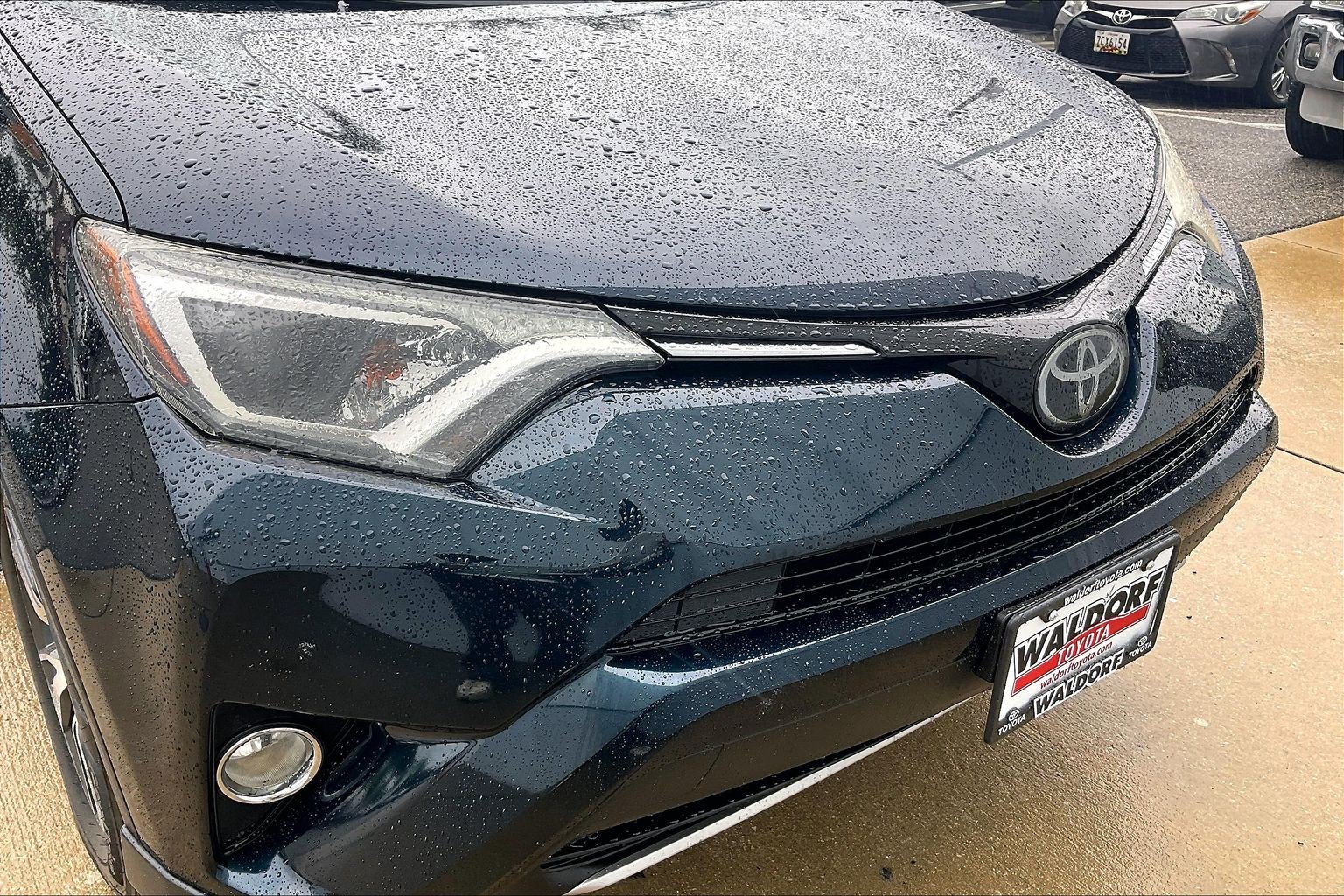 Used 2018 Toyota RAV4 XLE w/ Plus Extra Value Package AWD/4WD image 35