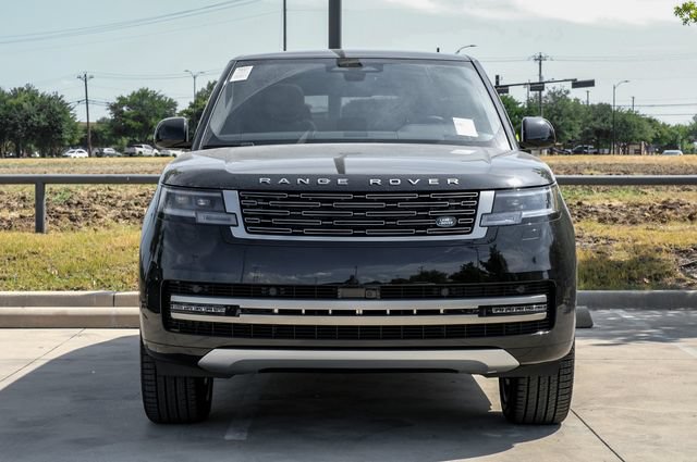 New 2027 Land Rover Range Rover Long Wheelbase SE AWD/4WD image 6
