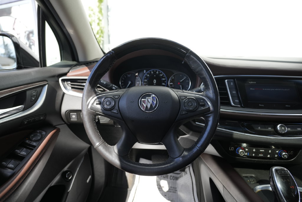 Used 2020 Buick Enclave Avenir w/ Avenir Technology Package AWD/4WD image 47