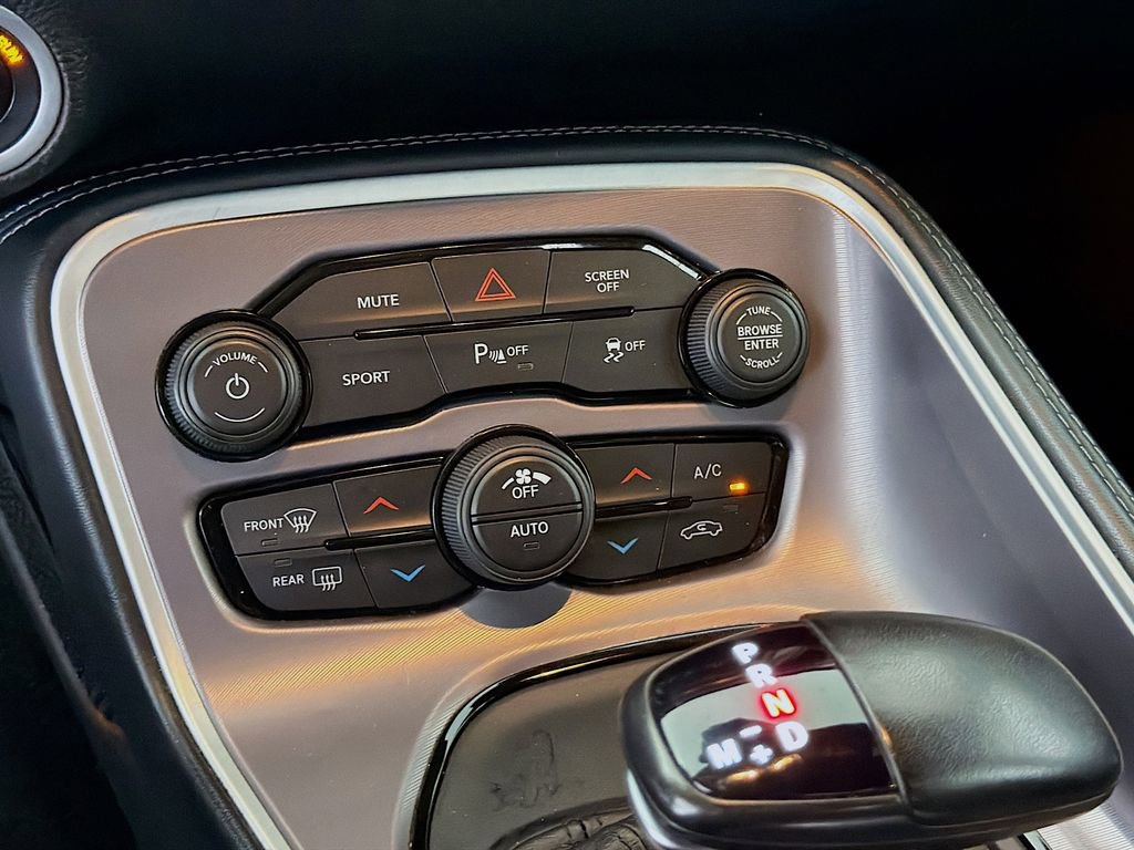 Used 2022 Dodge Challenger GT image 18