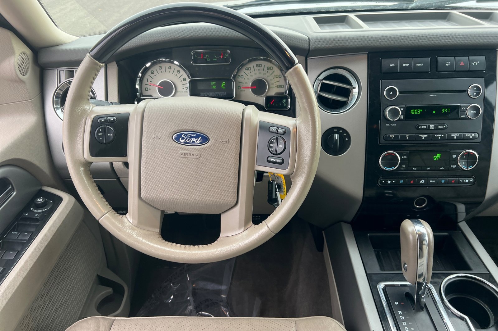 Used 2013 Ford Expedition EL Limited image 11