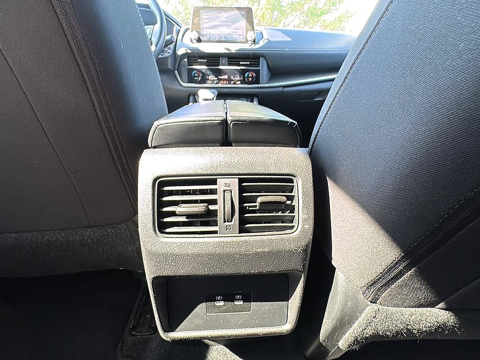 Certified 2025 Nissan Rogue SV AWD/4WD image 20