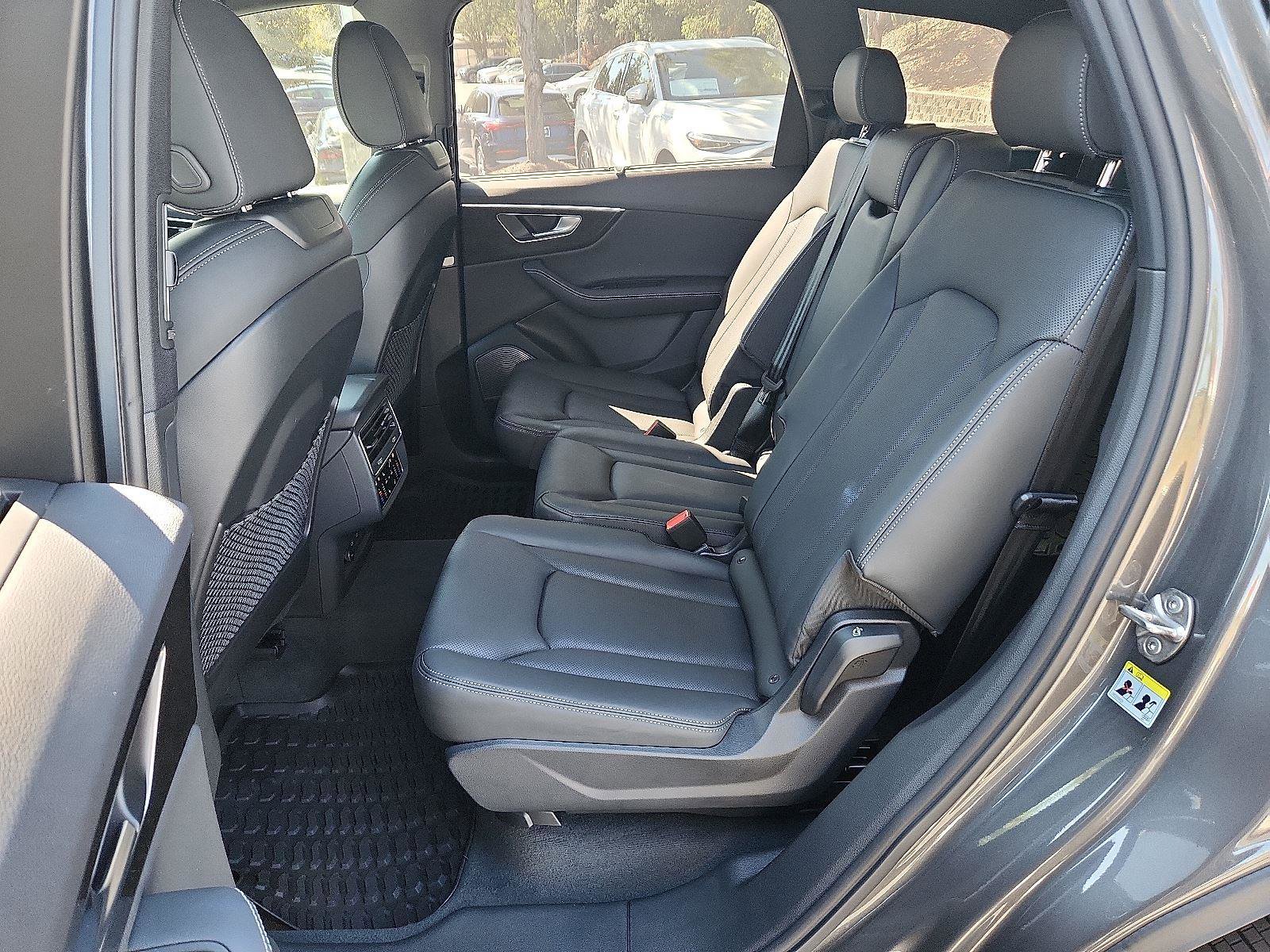 Used 2025 Audi Q7 3.0T Prestige w/ Prestige Package image 10