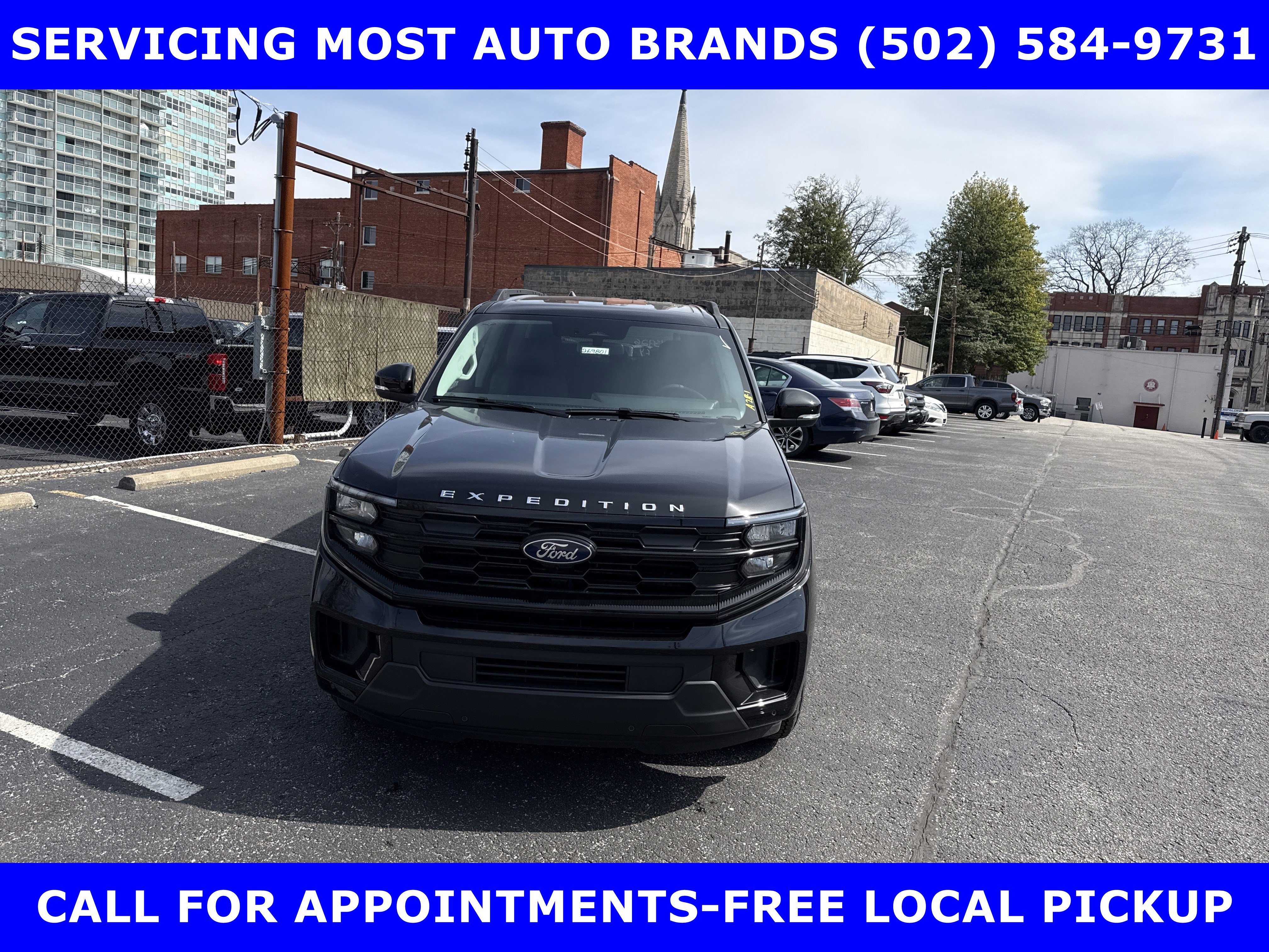 New 2026 Ford Expedition Active AWD/4WD image 8