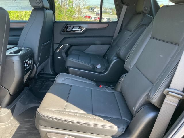 New 2026 GMC Yukon Denali w/ Sun & Power Step Package AWD/4WD image 15