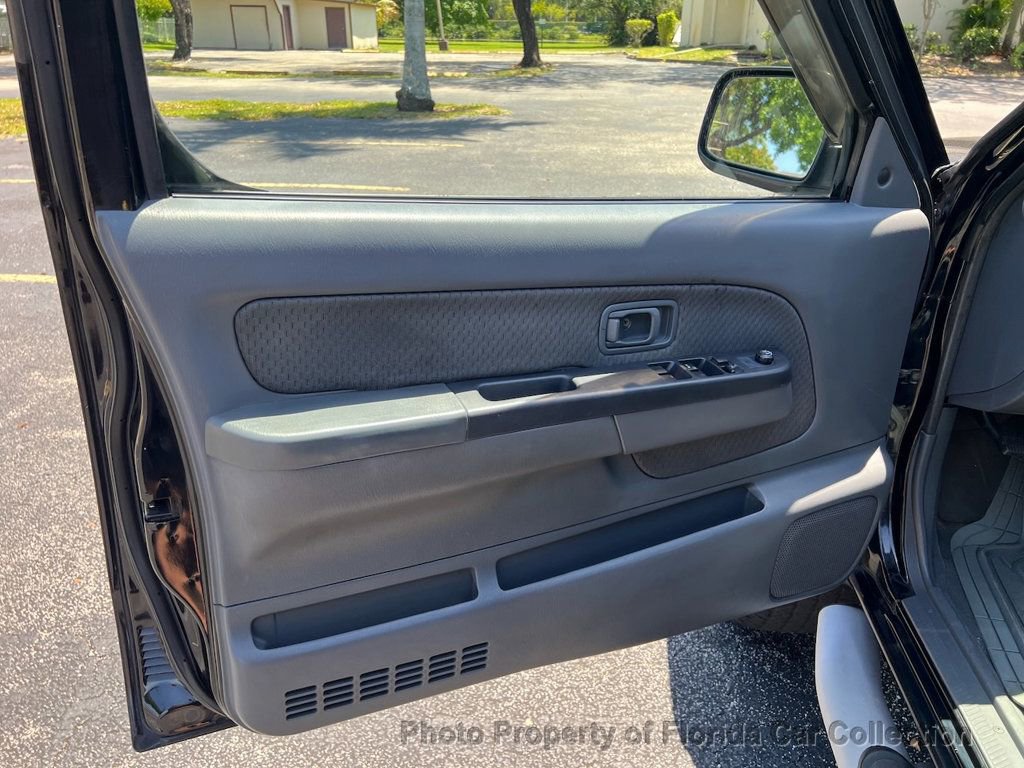 Used 2004 Nissan Xterra XE image 35