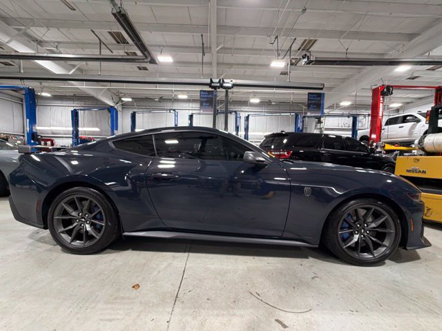Used 2025 Ford Mustang Dark Horse RWD image 4