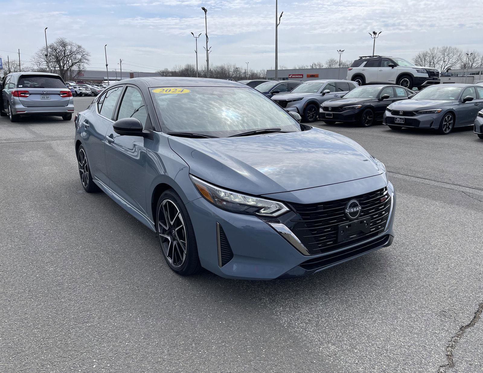 Used 2024 Nissan Sentra SR w/ SR Premium Package