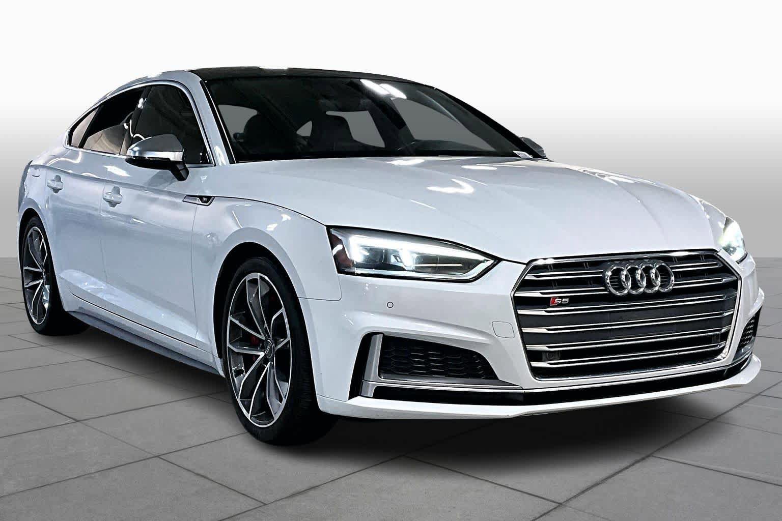 Used 2019 Audi S5 Premium Plus w/ Premium Plus image 3