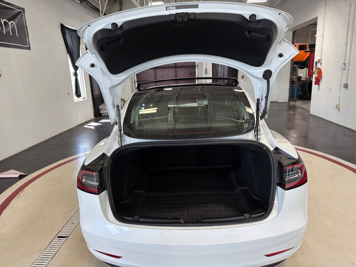 Used 2019 Tesla Model 3 Mid Range RWD image 12