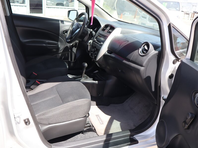 Used 2015 Nissan Versa Note S Plus FWD image 5