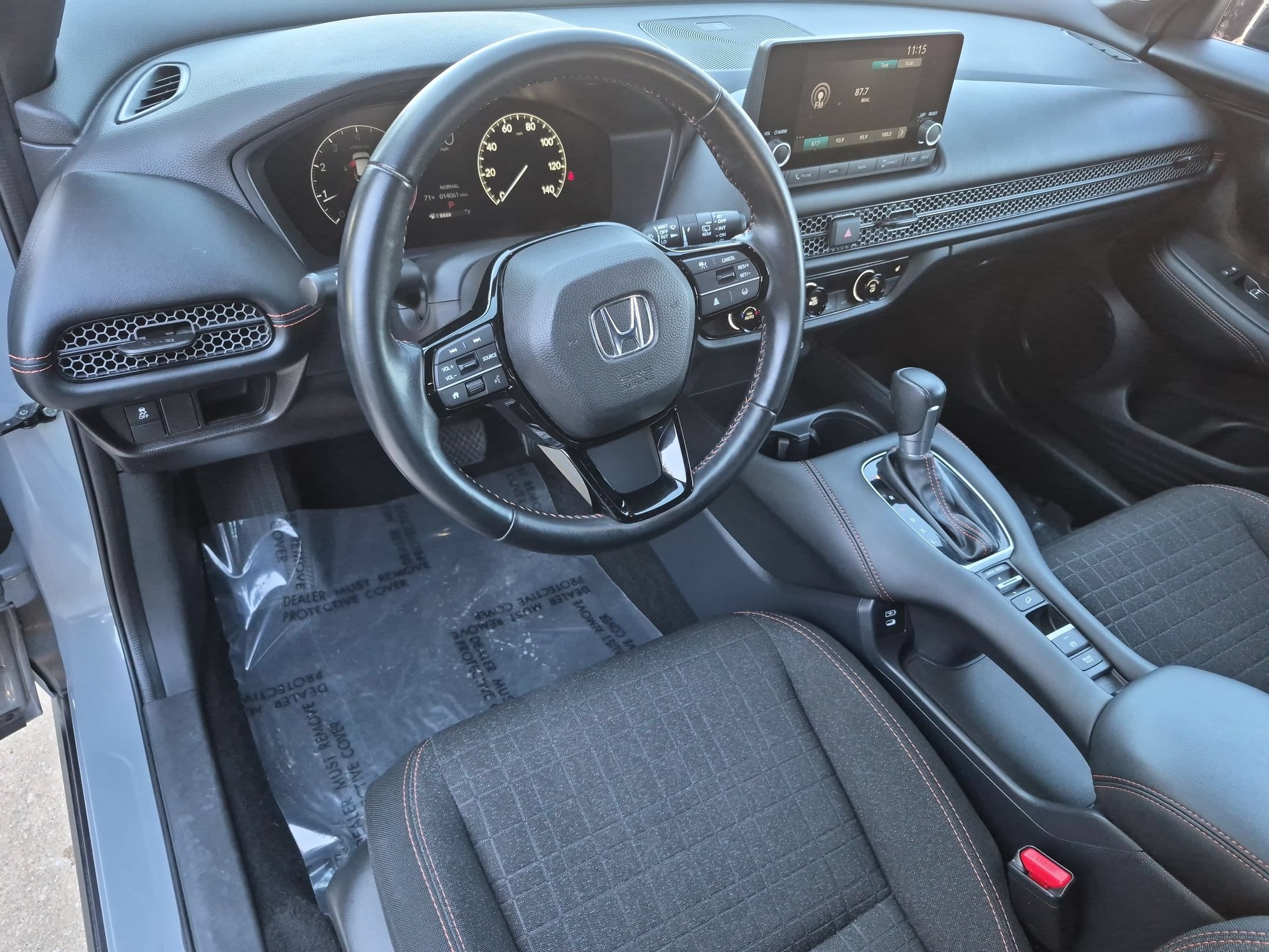 Used 2025 Honda HR-V Sport image 11