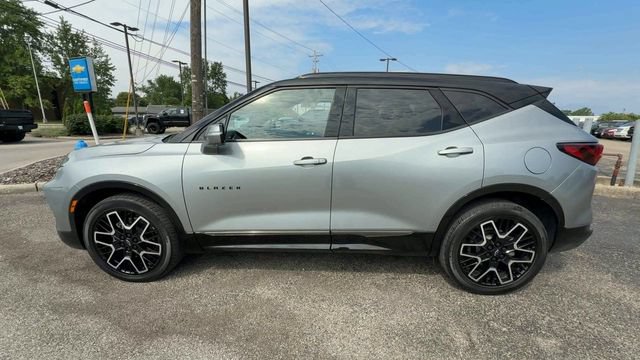 Used 2023 Chevrolet Blazer RS w/ Driver Confidence II Package FWD image 5