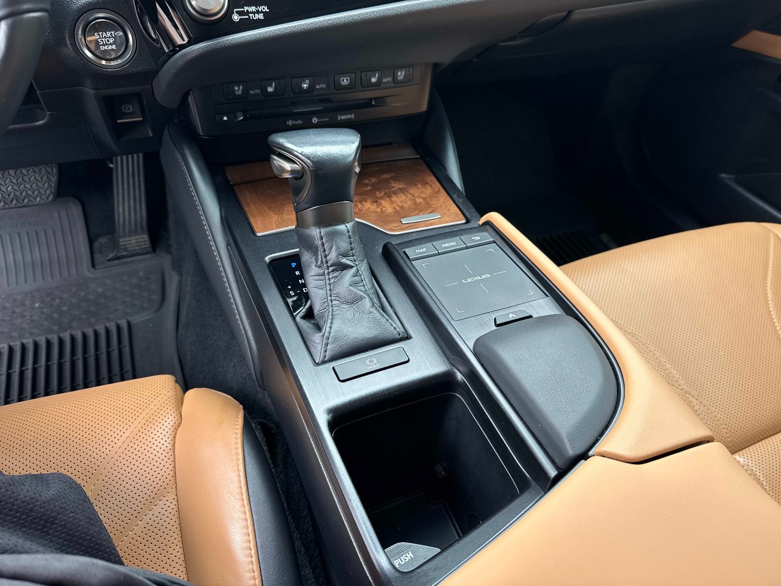 Certified 2022 Lexus ES 350 Ultra Luxury w/ Accessory Package 2 FWD image 25