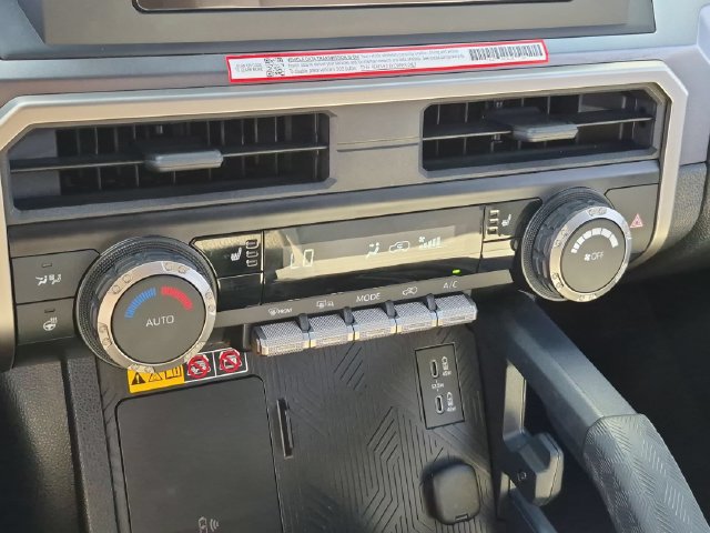 Used 2025 Toyota 4Runner TRD Off-Road AWD/4WD image 21