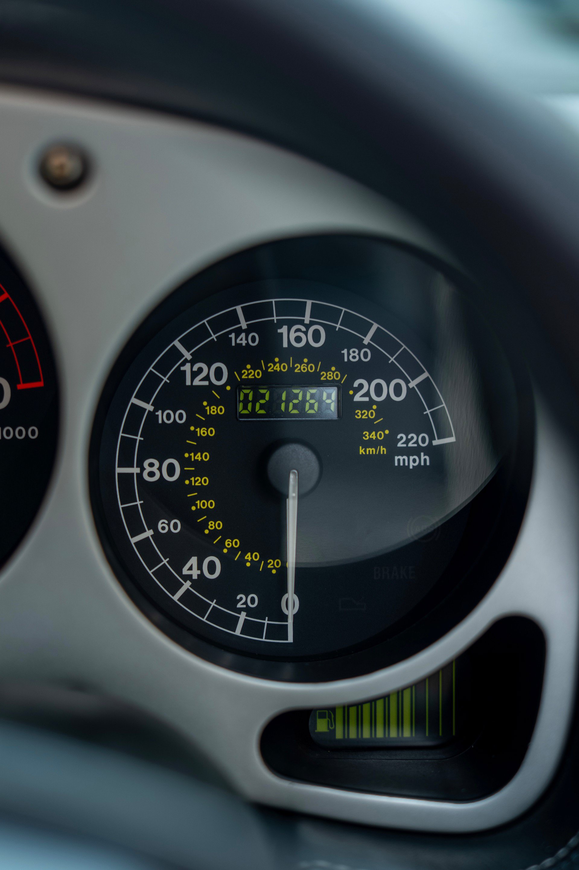 Used 2004 Ferrari 360 Spider RWD image 9