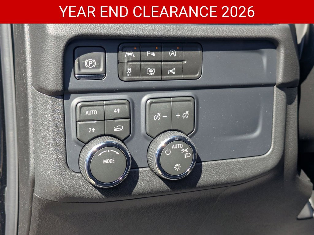 New 2026 Chevrolet Suburban LS w/ LS Custom Edition AWD/4WD image 13