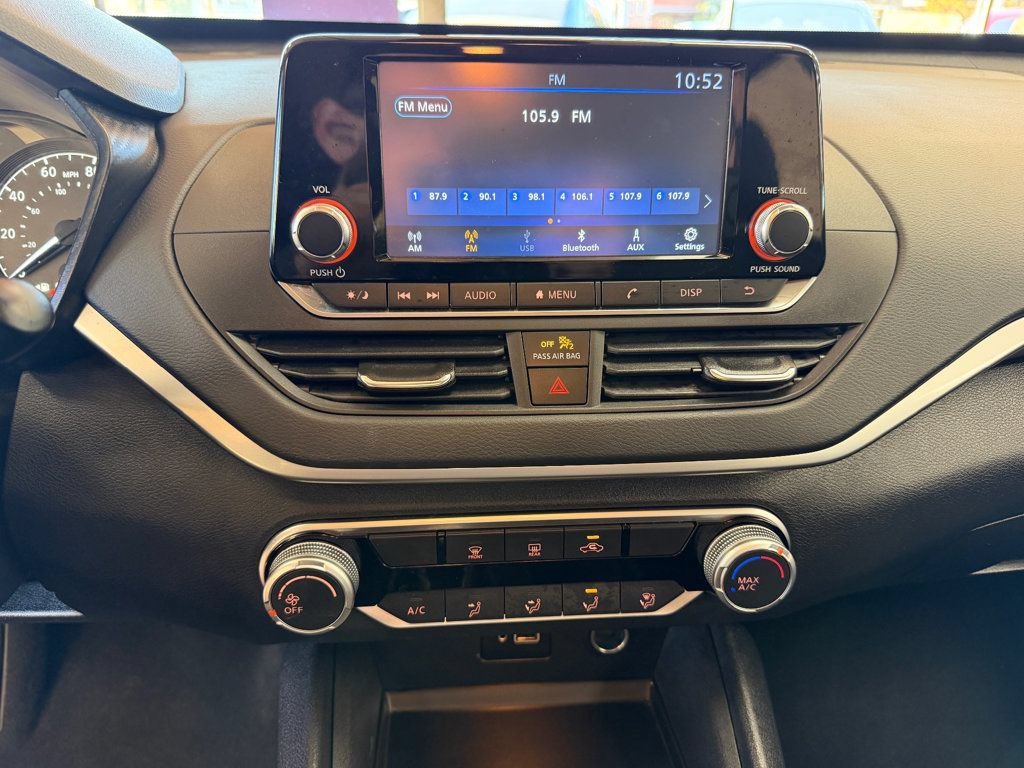 Used 2022 Nissan Altima 2.5 S FWD image 27