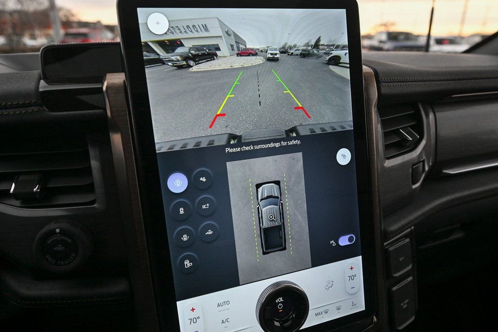 New 2025 Ford F150 Lightning Lariat image 32