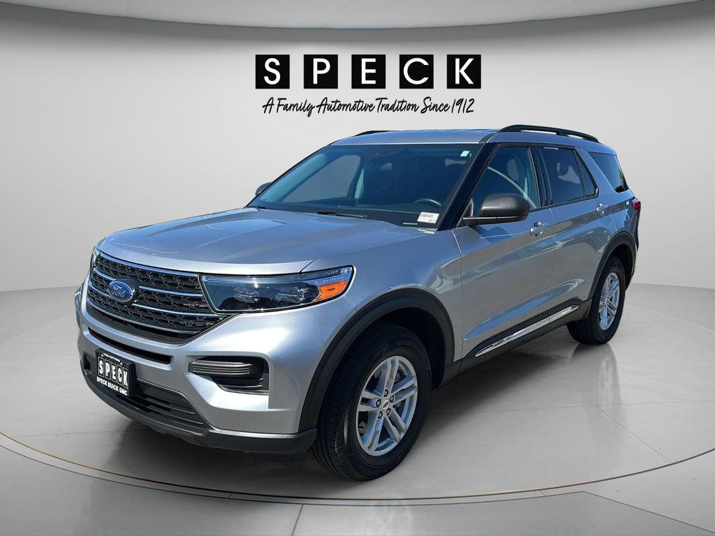 Used 2022 Ford Explorer XLT AWD/4WD image 1