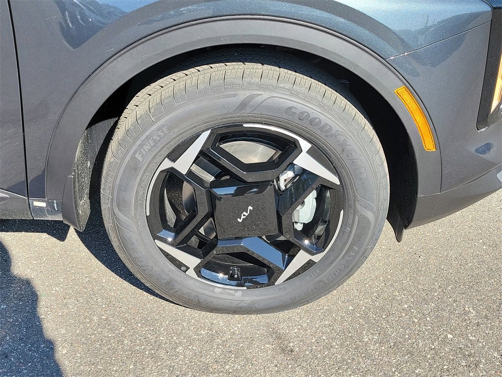 New 2026 Kia Sportage EX image 43