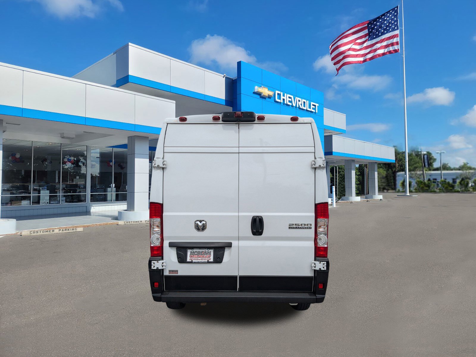 Used 2025 RAM ProMaster 2500 w/ Convenience Group image 5