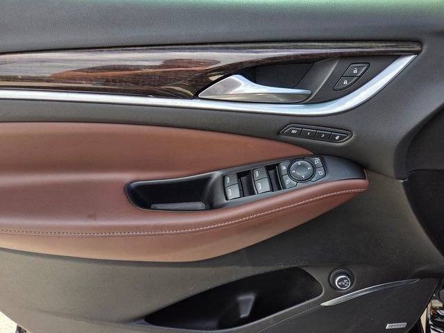 Used 2020 Buick Enclave Avenir w/ Avenir Technology Package FWD image 17