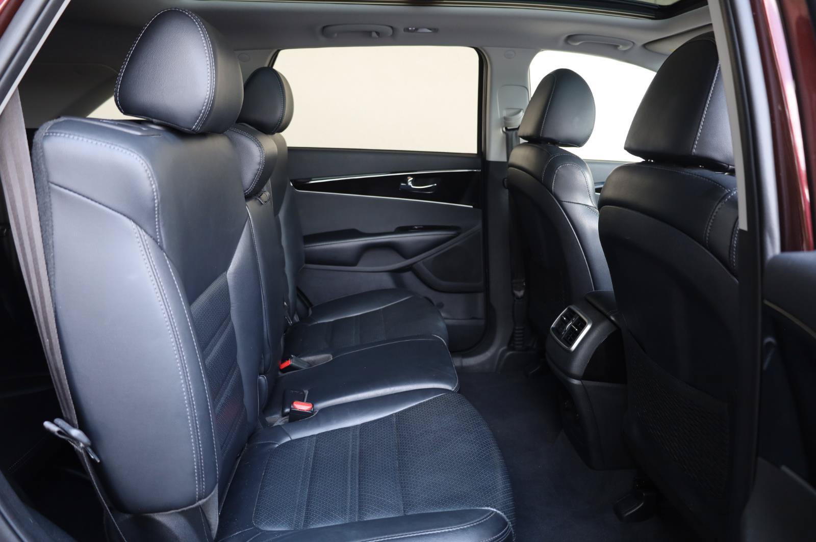 Used 2019 Kia Sorento EX AWD/4WD image 24