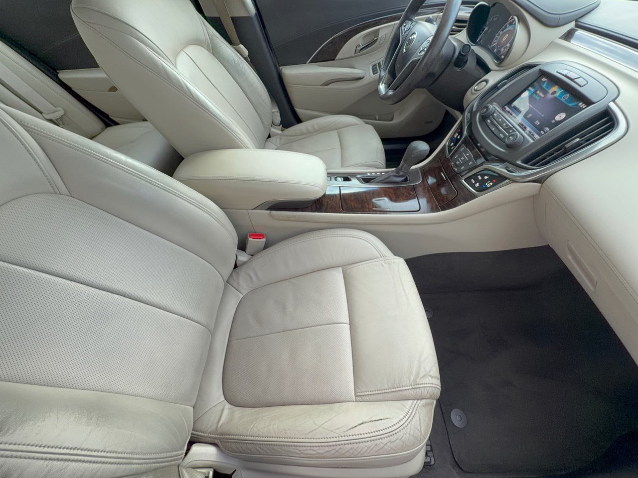 Used 2015 Buick LaCrosse Premium w/ Driver Confidence Package #1 FWD image 30