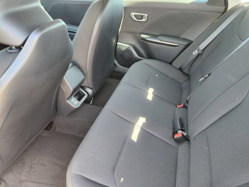 New 2026 Kia K4 FWD image 10