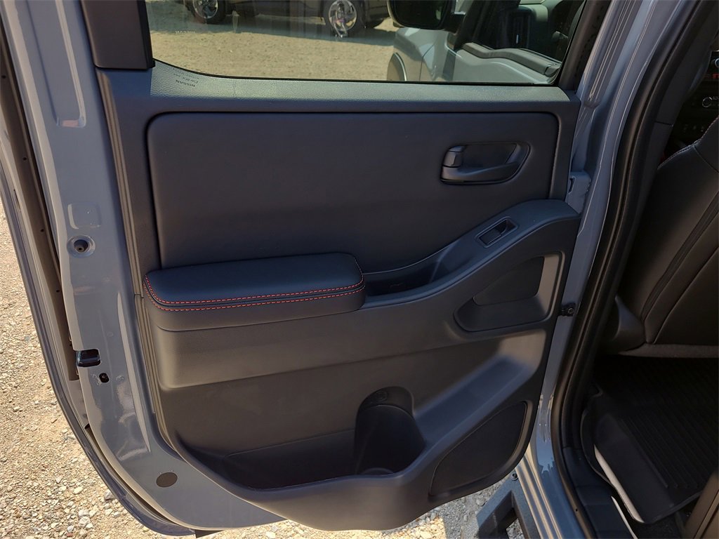 New 2026 Nissan Frontier PRO-4X image 12