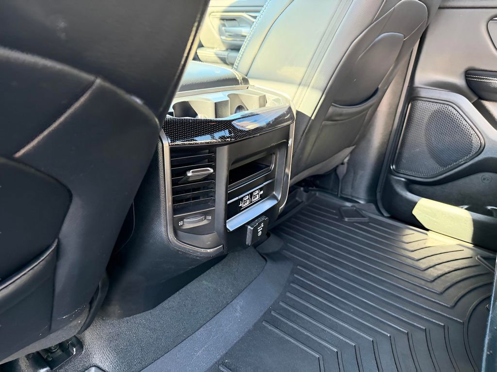 Used 2020 RAM 1500 Rebel image 33