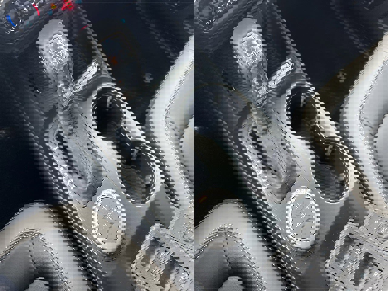 New 2025 Ford Bronco Outer Banks image 8