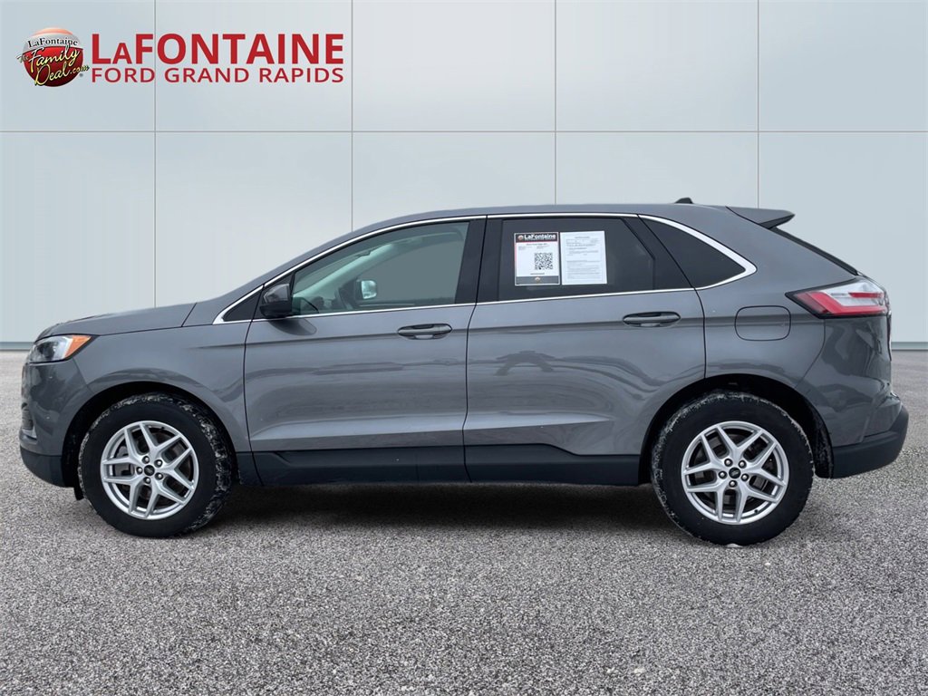 Used 2023 Ford Edge SEL w/ Convenience Package image 4